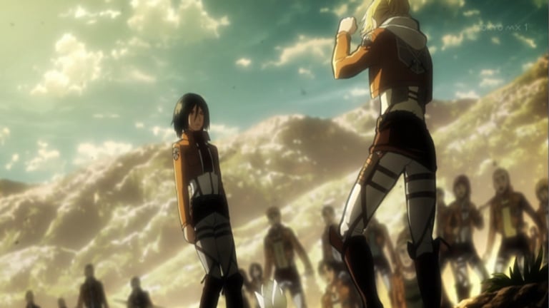 Mangá de Attack on Titan pode ter explicado quem venceu a luta entre Mikasa e Annie