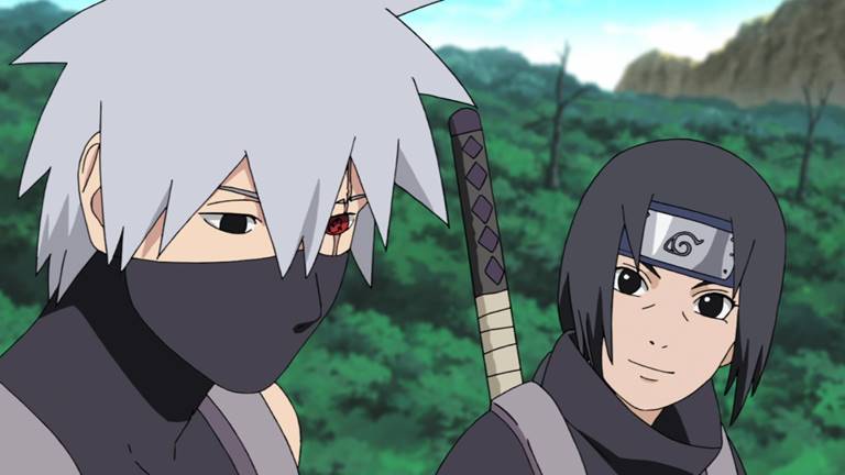 Kakashi ou Itachi, qual era a criança mais forte em Naruto?