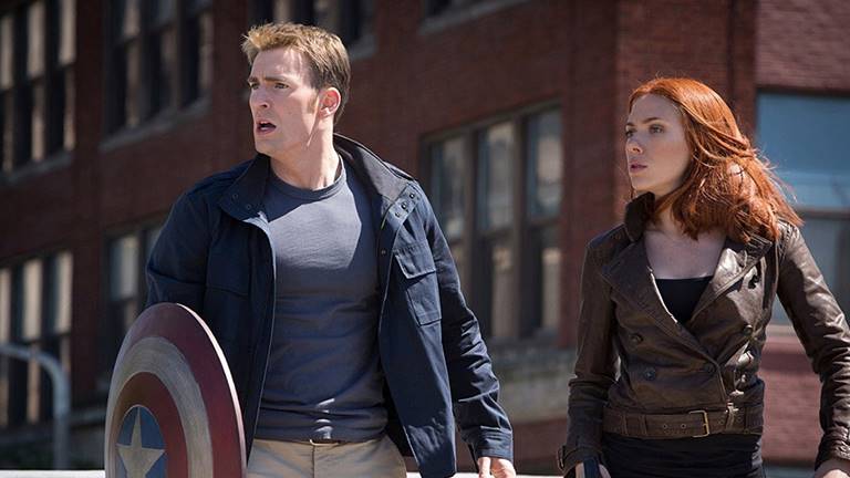 Insider revela que Chris Evans e Scarlett Johansson irão voltar com seus papéis no MCU