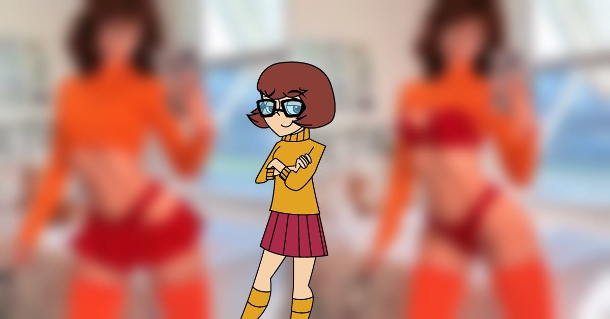 Modelo faz ousado cosplay de Velma e está pronta para desvendar mistérios